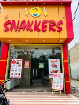 Quick Bites Near Me – Faridkot | Snakkers Outlet
